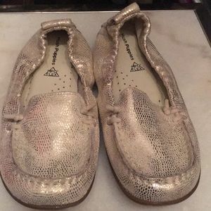 Hush puppies gold ceil slip on never worn